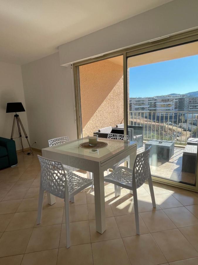 Appartement Cosy Proche Du Centre アジャクシオ エクステリア 写真